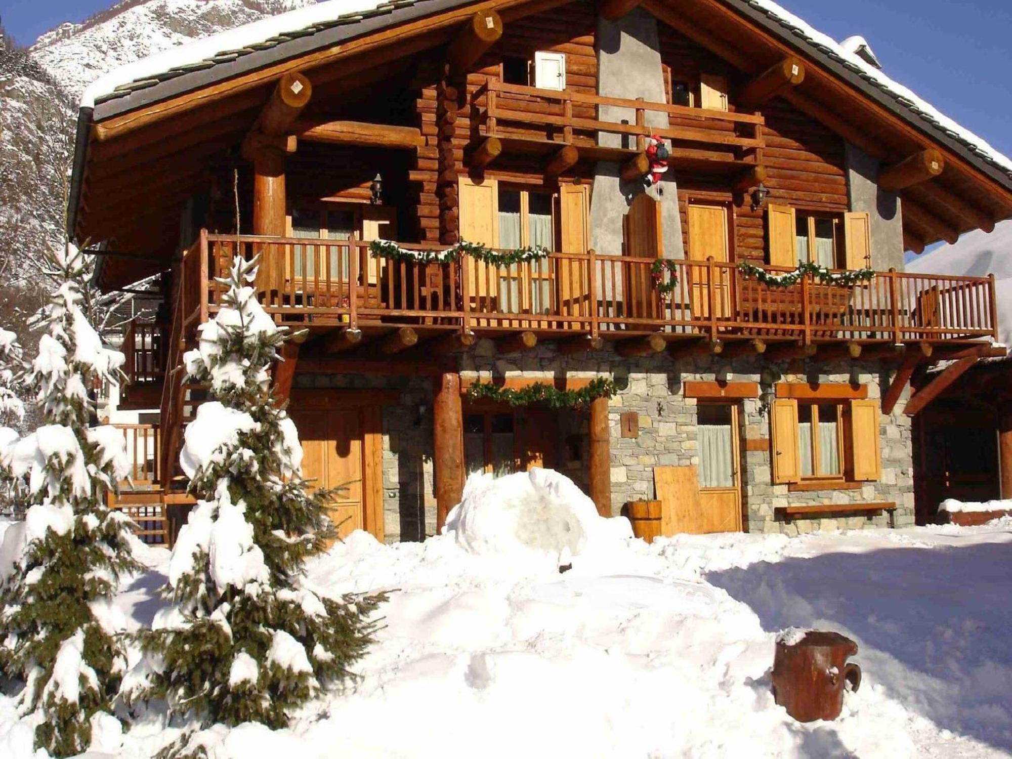 Chalet Village Situated In A Quiet Area Antey-Saint-André Exterior foto